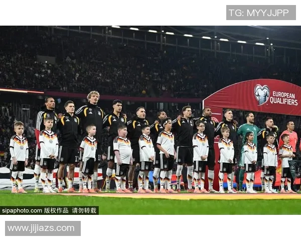 足球明星齐聚一堂高清图片展示精彩瞬间与球场魅力